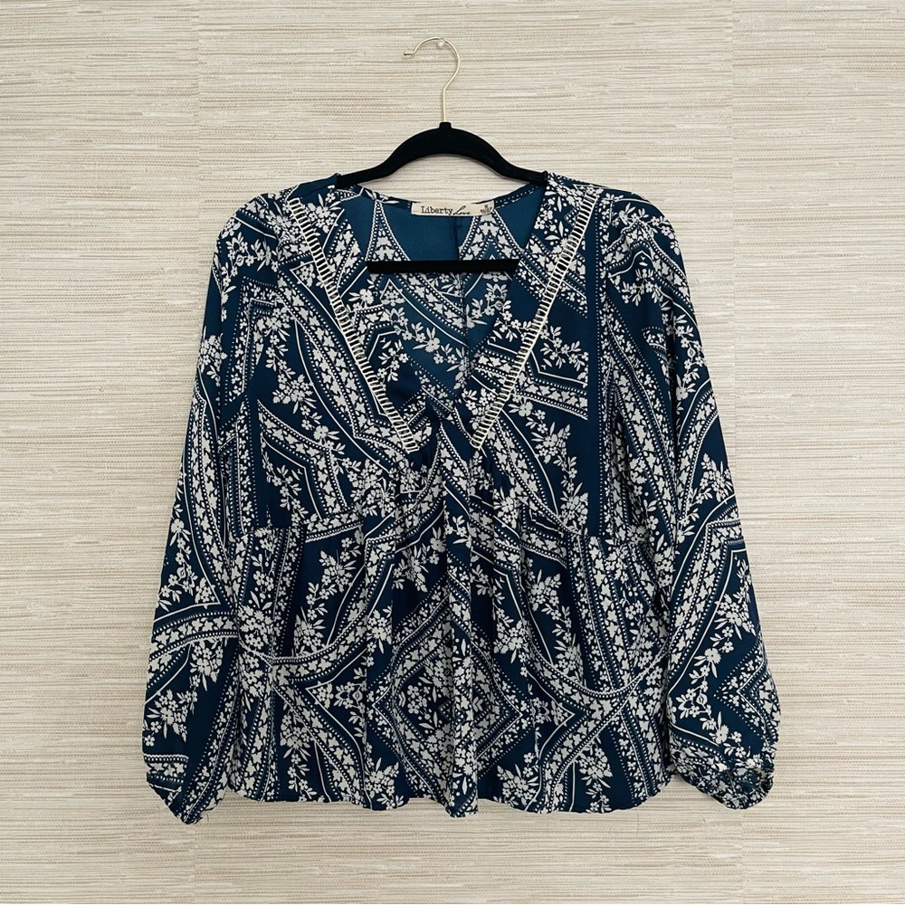 Liberty Love Casual Long Sleeves Top